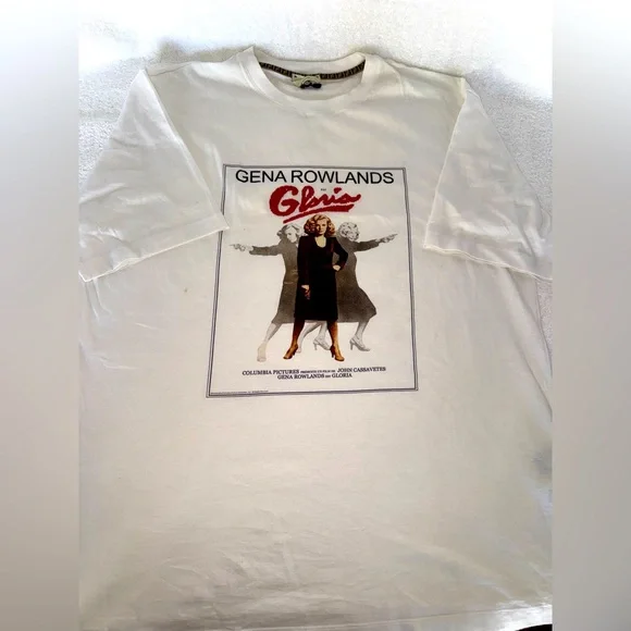 Fendi White Gloria T-Shirt, Unisex.